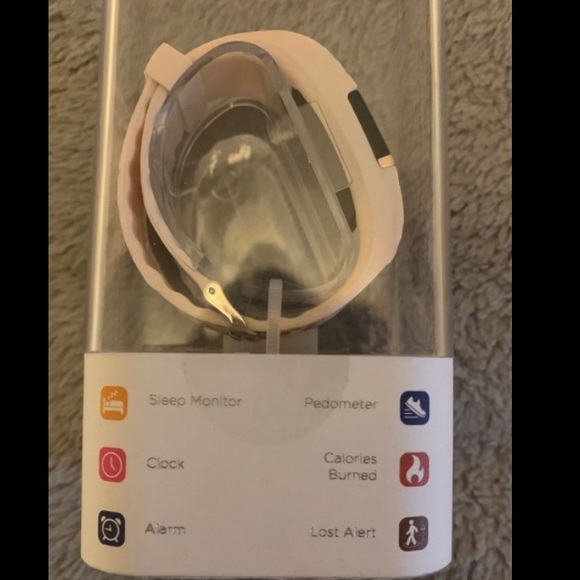 IFITNESS Activity Tracker- BRAND NEW! - Picture 3 of 7